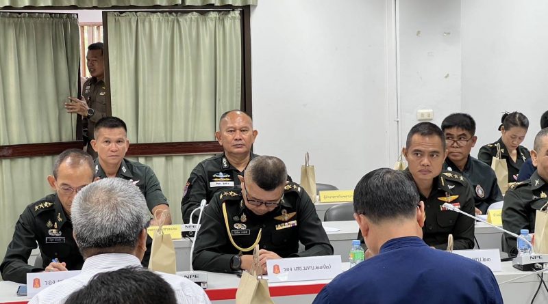 ร่วมประชุม เพื่อเตรียมการรับเสด็จฯ ณ ห้องประชุมพระธาตุขามเเก่น ศาลากลางจังหวัดขอนแก่น (หลังเก่า)