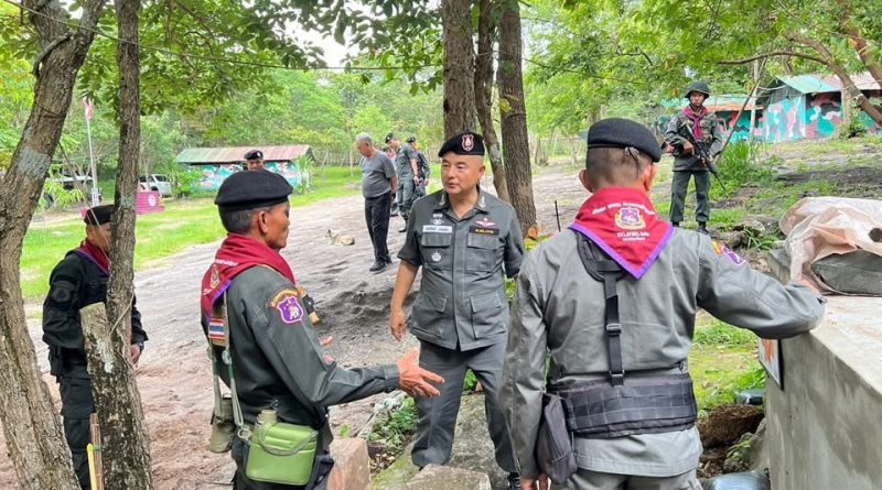 พล.ต.ต.ดร.กิตติศักดิ์ ปลาทอง ผบก.ตชด.ภาค 2 เดินทางมาตรวจเยี่ยม รับฟังบรรยายสรุปสถานการณ์ และมอบสิ่งของบำรุงขวัญ ทก.ตชด.22