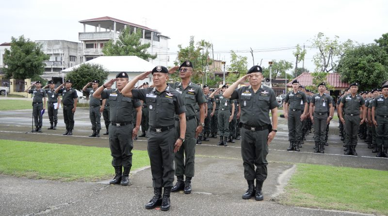 พิธีถวายความอาลัยแด่สมเด็จพระนางเจ้าสิริกิติ์พระบรมราชินีนาถพระบรมราชชนนีพันปีหลวง และกล่าวคำปฏิญาณตน