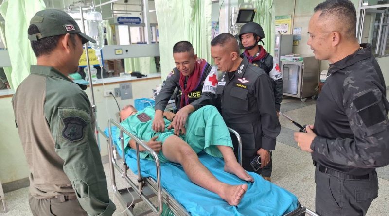 ผบก.ตชด.ภาค 2 เยี่ยมกำลังพลบาดเจ็บ จากเหตุปะทะตามแนวชายแดนไทย – กัมพูชา