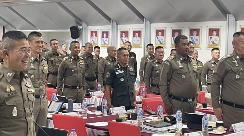 พล.ต.ต.วุฒิพงษ์ เย็นจิตต์ ผบก.ตชด.ภาค 2 ร่วมต้อนรับ พล.ต.อ.กิตติ์รัฐ พันธุ์เพ็ชร์ ผบ.ตร. ในโอกาส เดินทางมามอบนโยบาย และตรวจพื้นที่เตรียมการถวายความปลอดภัย