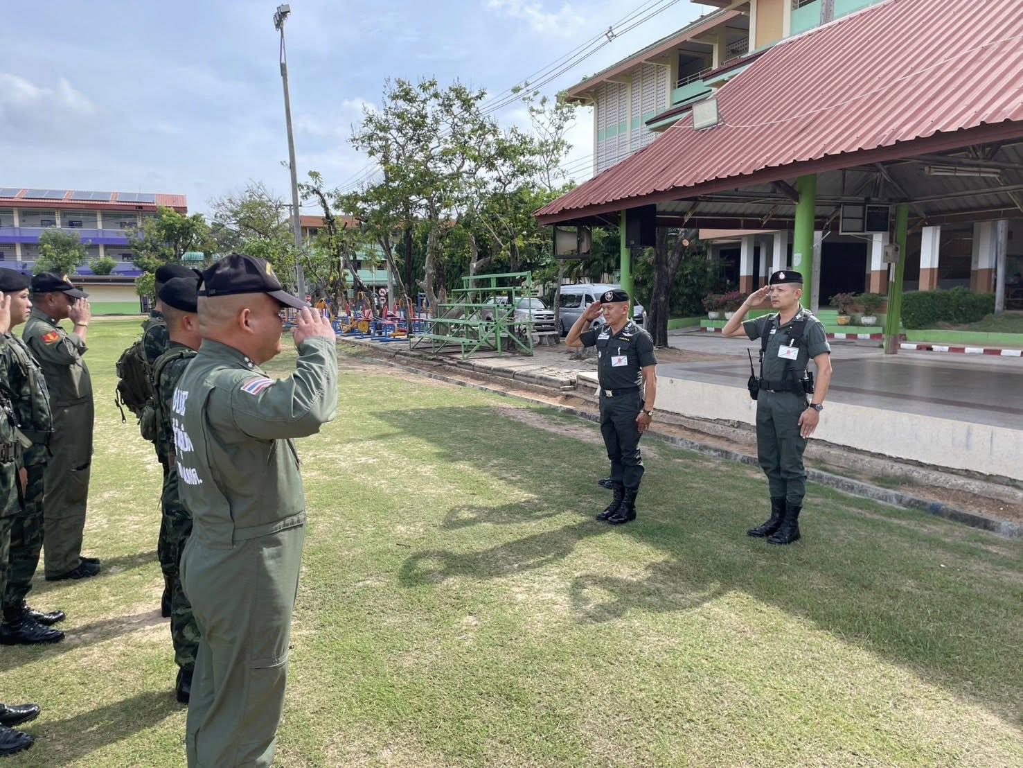 พล.ต.ต.วุฒิพงษ์ เย็นจิตต์ ผบก.ตชด.ภาค 2 ตรวจความพร้อม ชุดเก็บกู้ฯ กก.ตชด.22, 23, 24 ปฏิบัติหน้าที่ ถวายความปลอดภัยฯ